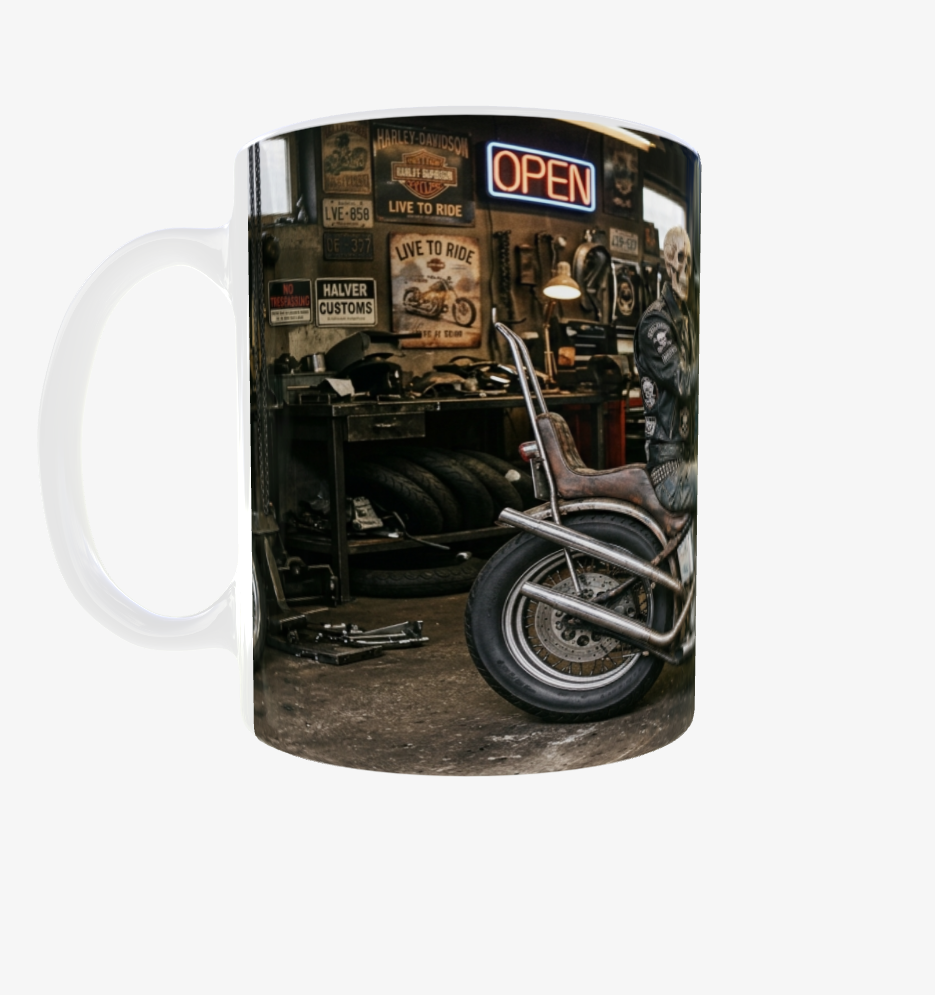 Ghost Rider Customs – Skelett in der Biker-Werkstatt | Tasse