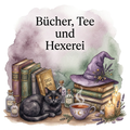 Bücher, Tee und Hexerei“ mit schwarzer Katze, Zauberbüchern, lilafarbenem Hexenhut, dampfender Teetasse, Kerzen und Lavendel.